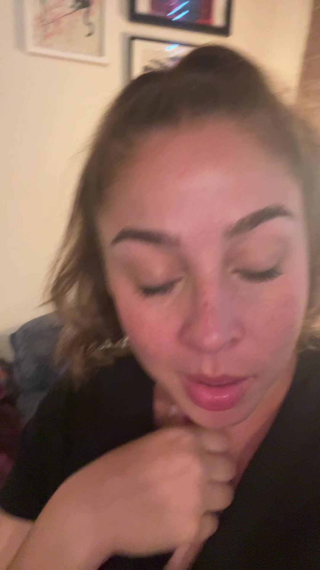 @zoefromtheinternet