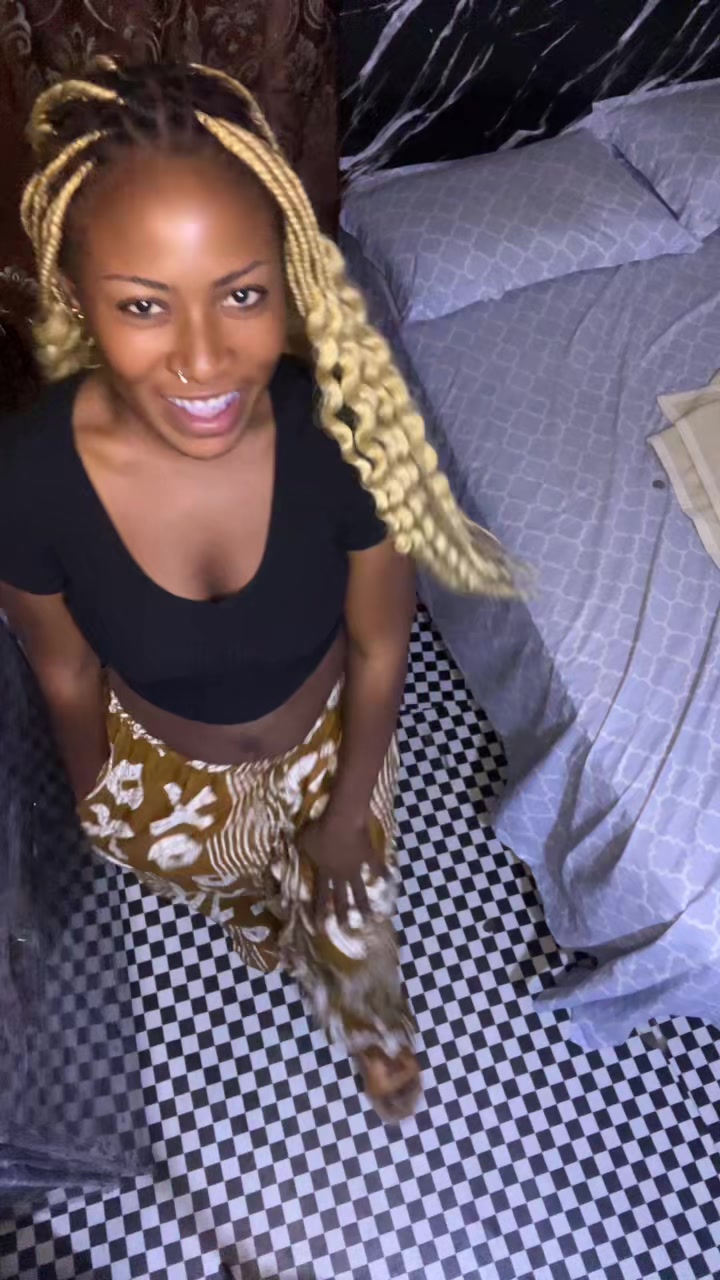 @She&rsquo;s_Different🇸🇦🐐😈
