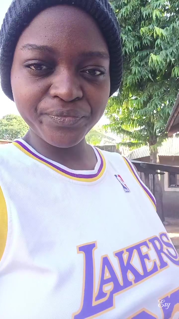 @Esy🥹💜⁷