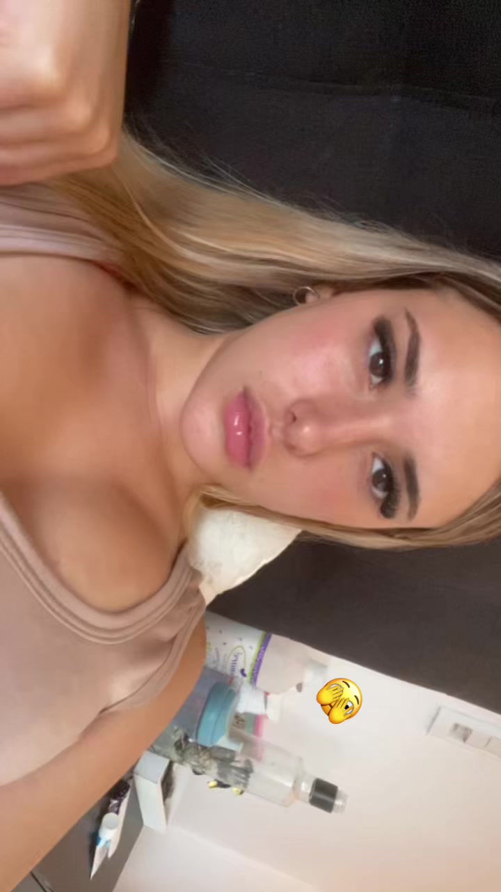 @♛
