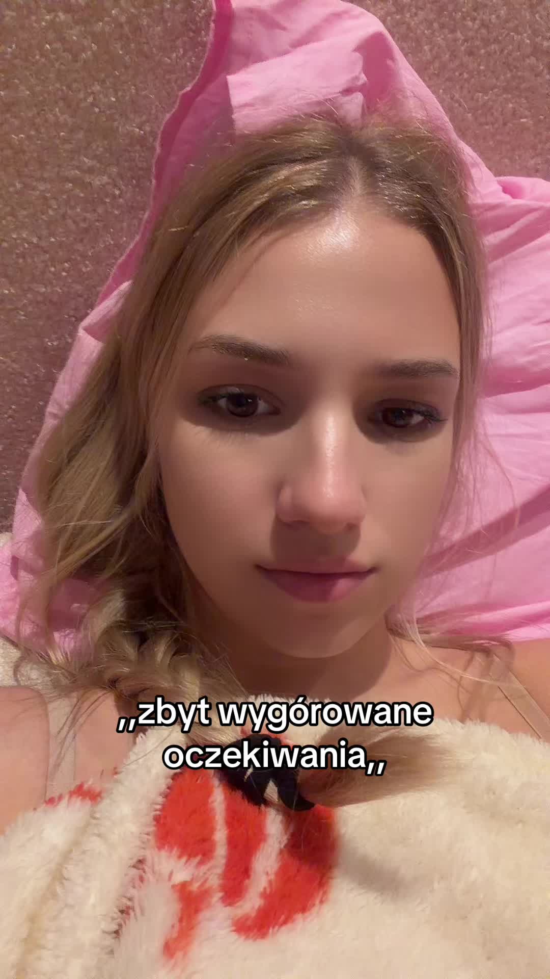 @skosia_