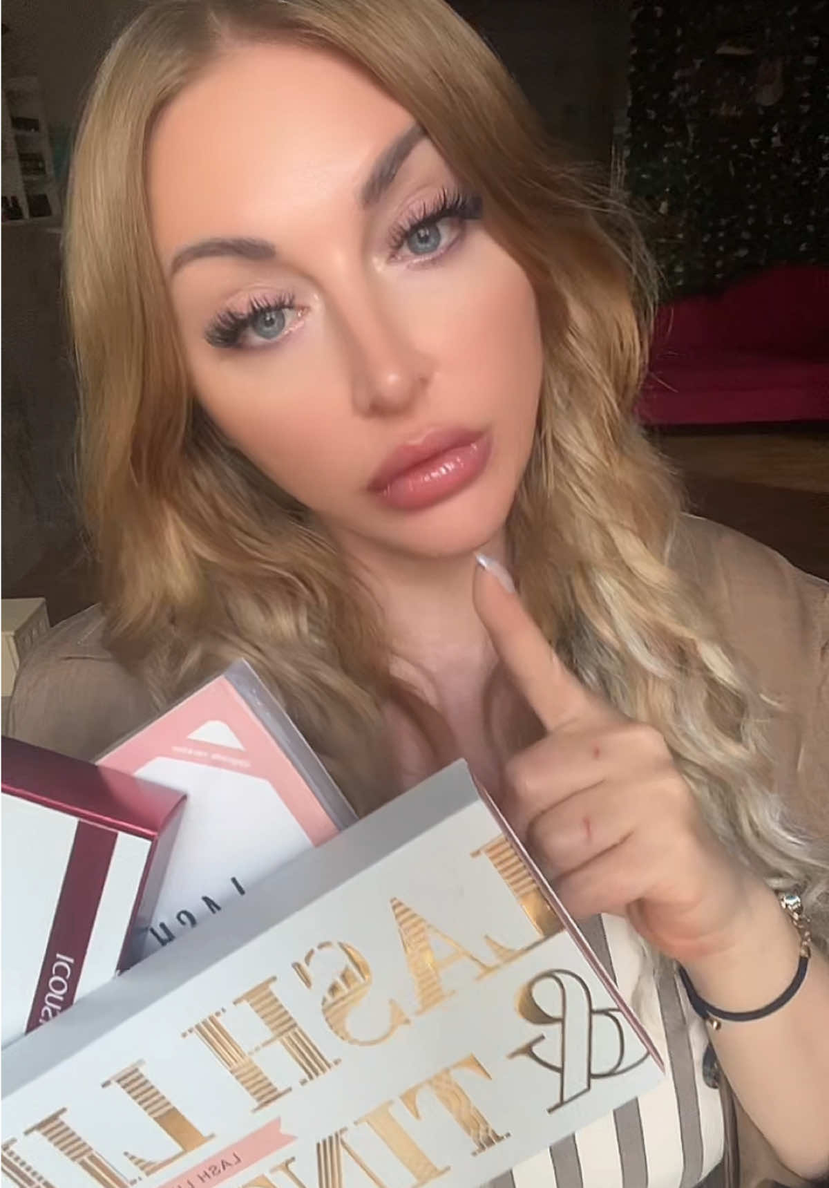 @natqueenn