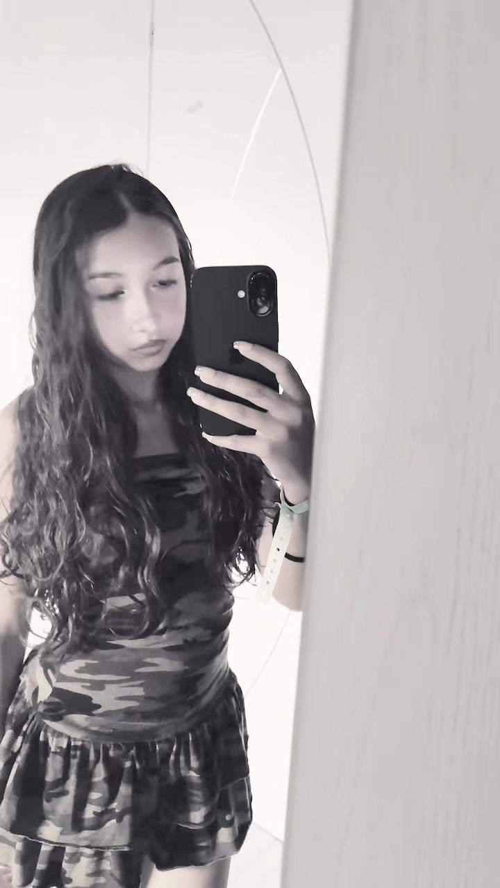 @icee_.ella