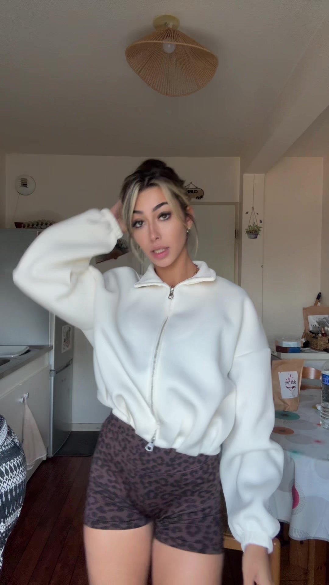 @Laurie.Py