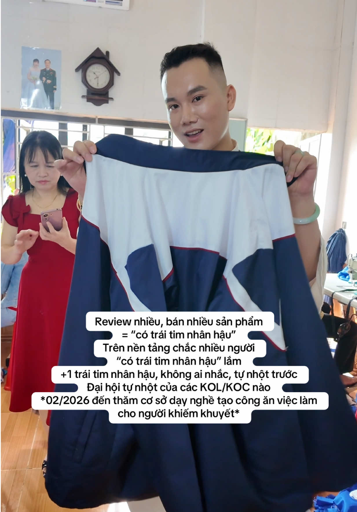 @C&ocirc; Học Chăm Da