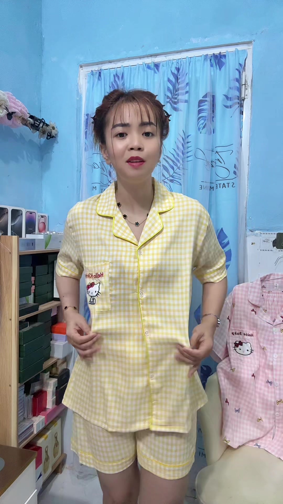 @Em Cẩm N&egrave;