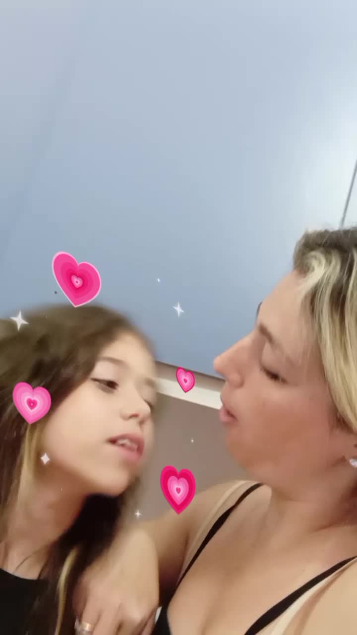 @Ely E Samu Zito