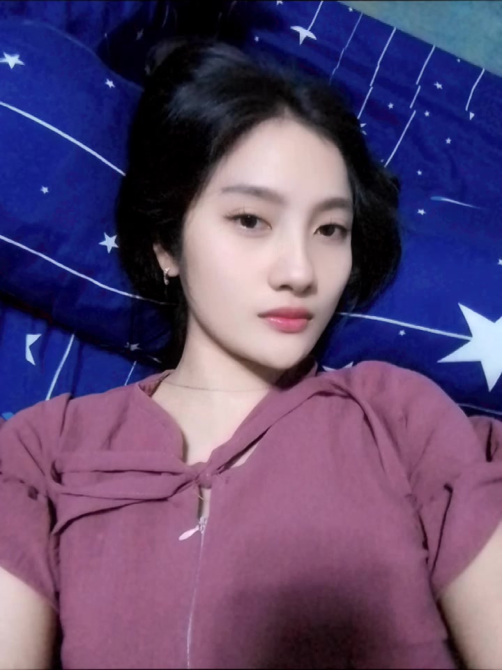 @Dari Kontak Anda