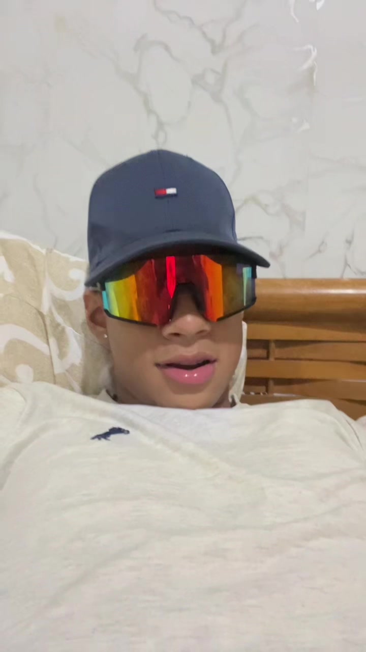 @AlexJS🤴🏽