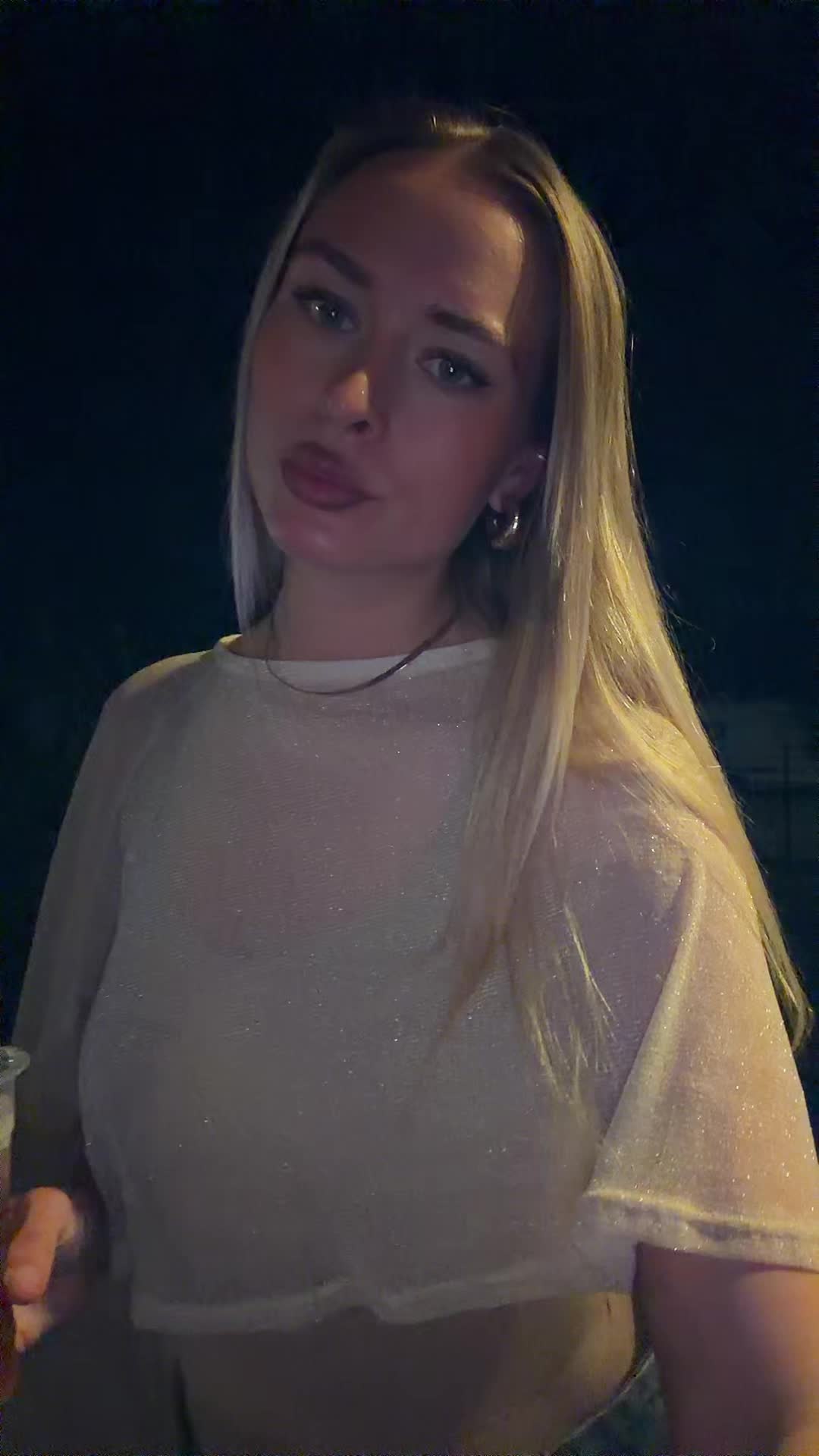 @Larena 🍒🐆