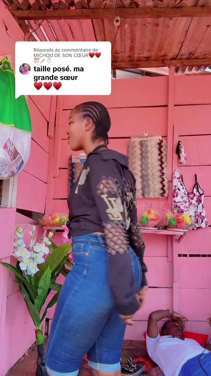 @elise bombula 88