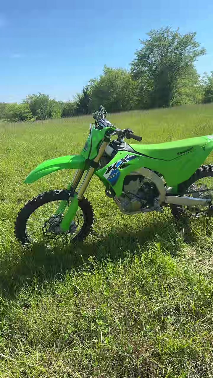 @ThatKawasakiKX250