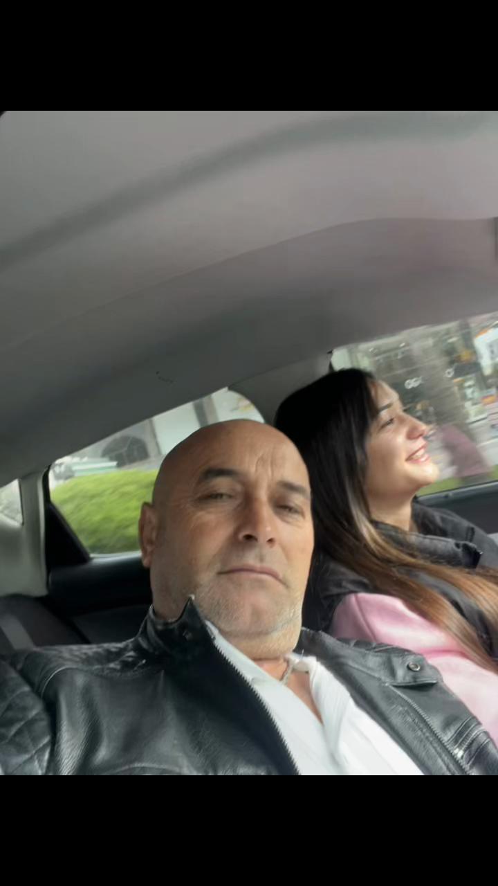 @Emine Nur G&uuml;lten