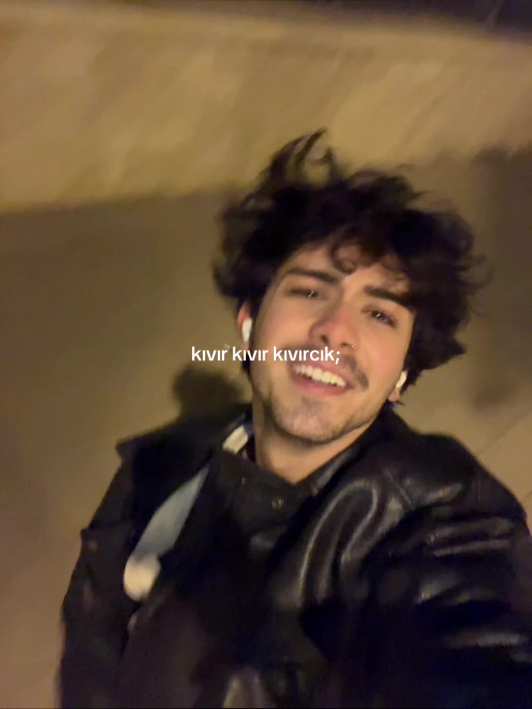 @tilki
