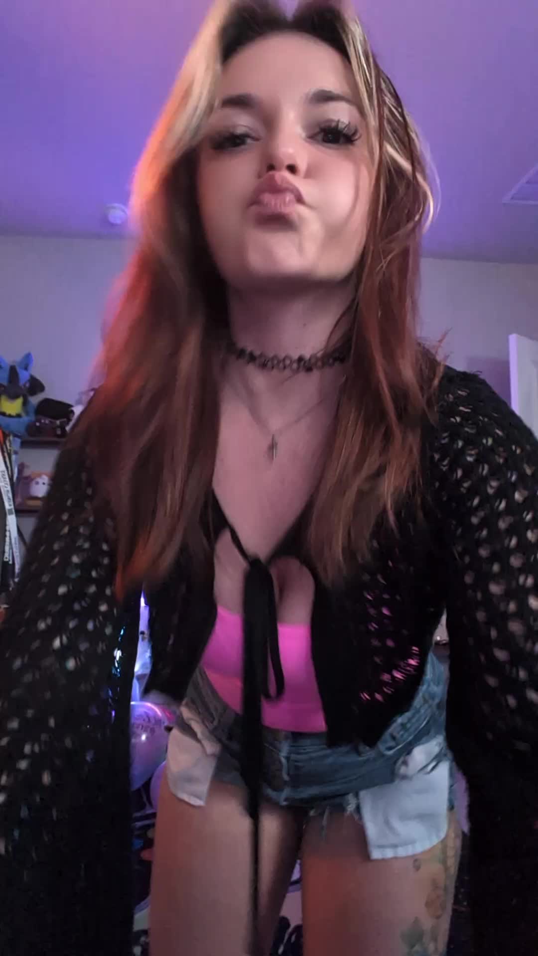 @BibbidiBobiBoo | Streamer