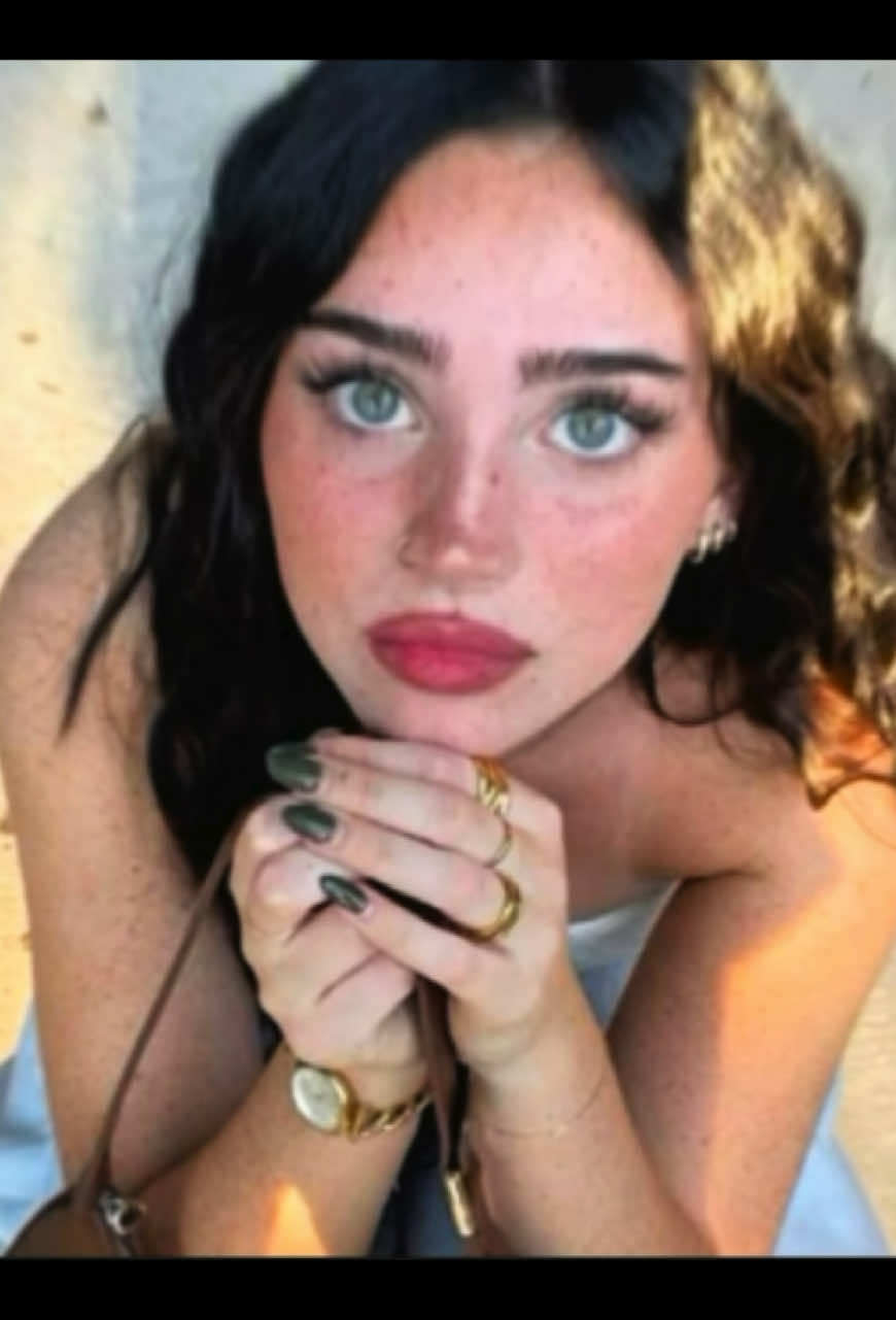@𝐞𝐥𝐞𝐧𝐚
