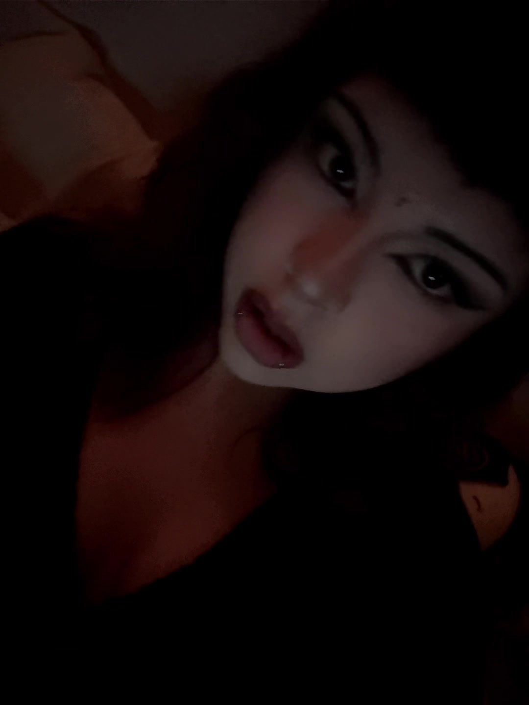 @𝓵𝓲𝔃🦇