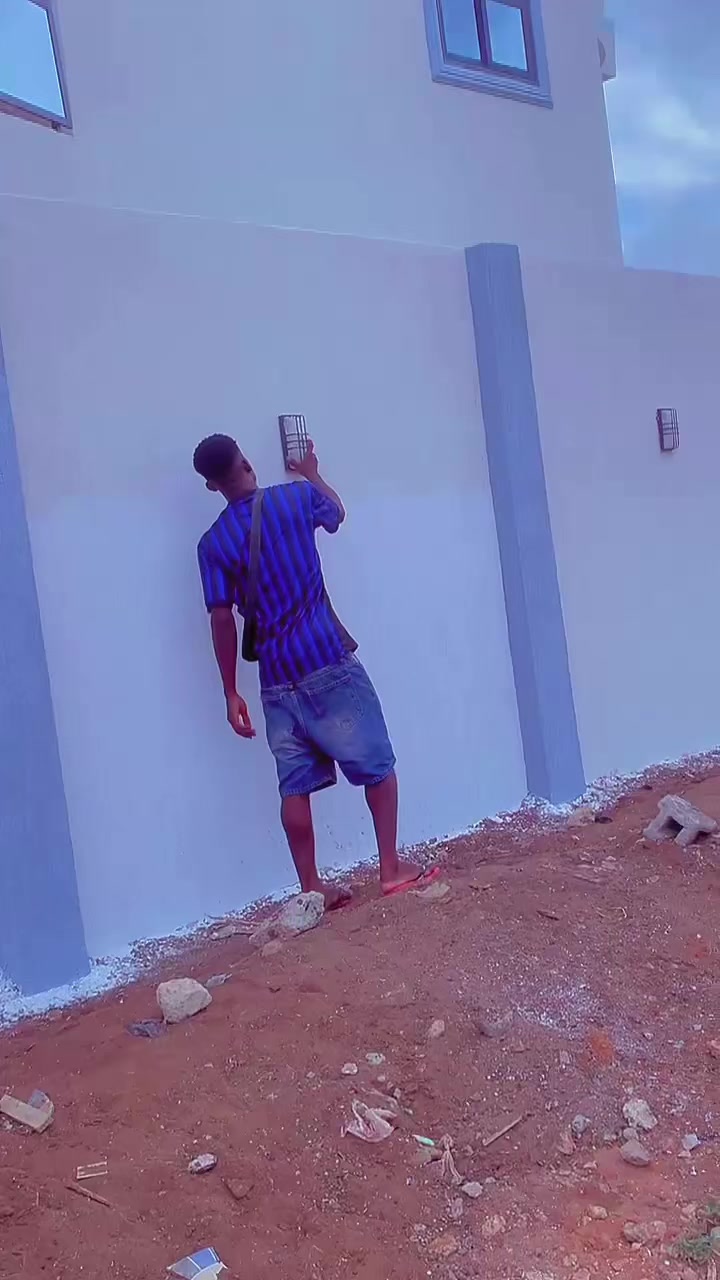 @Marc Akomagni