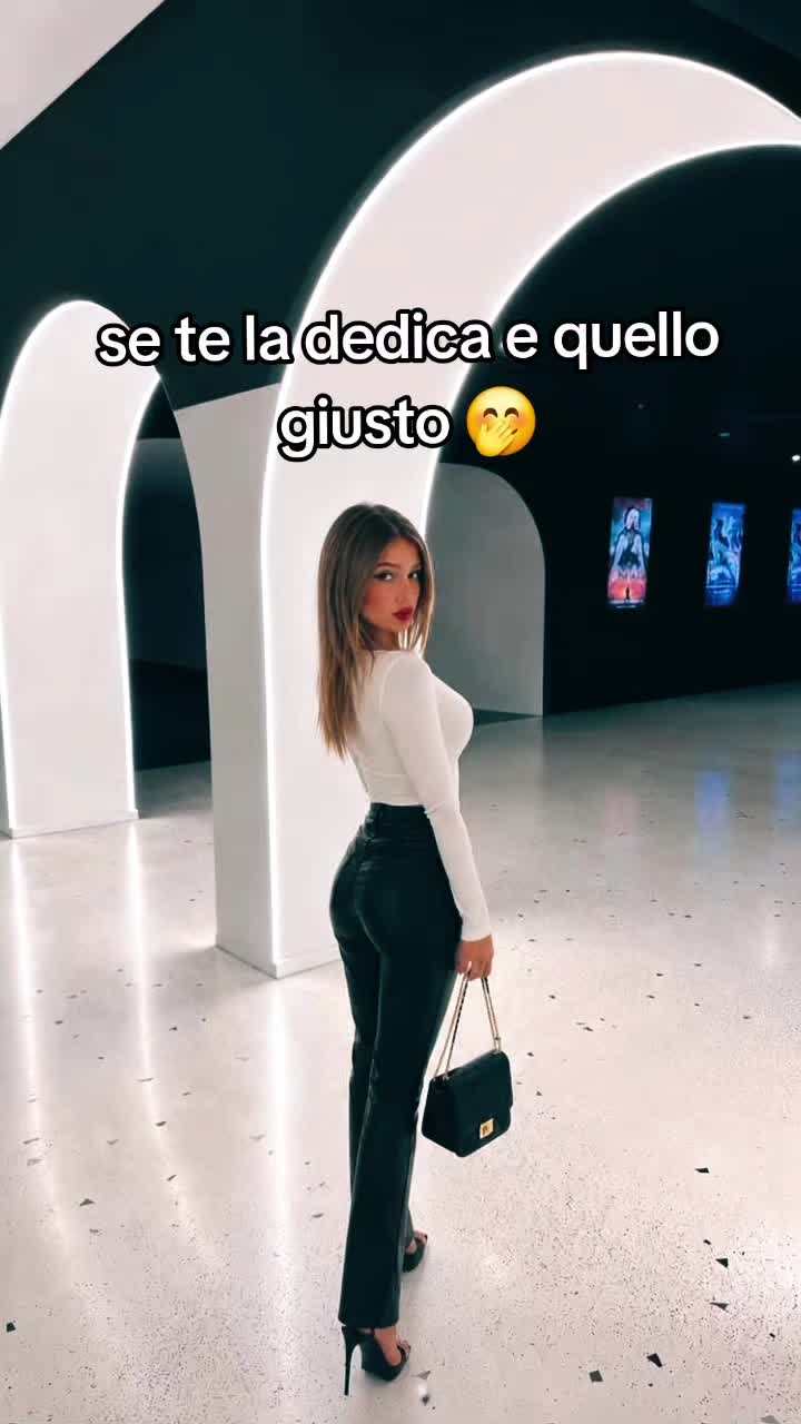 @💙giulia_labionda 2002💙🇪🇪⭐️
