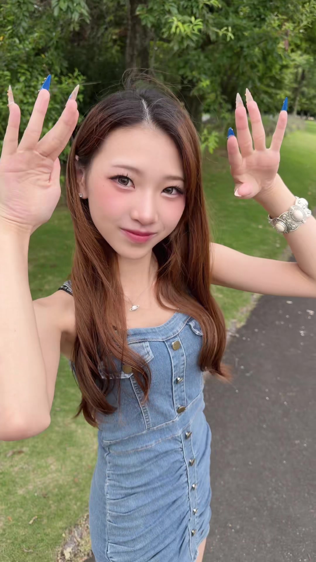 @瑚彩