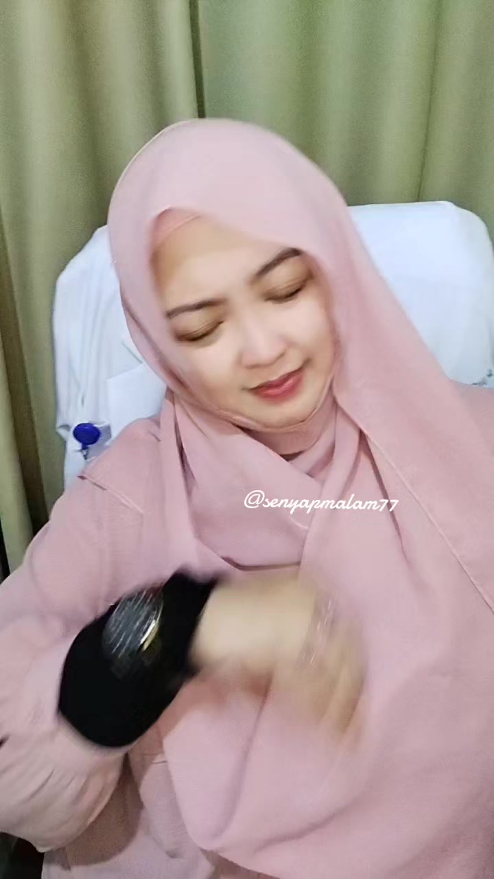 @Senyap