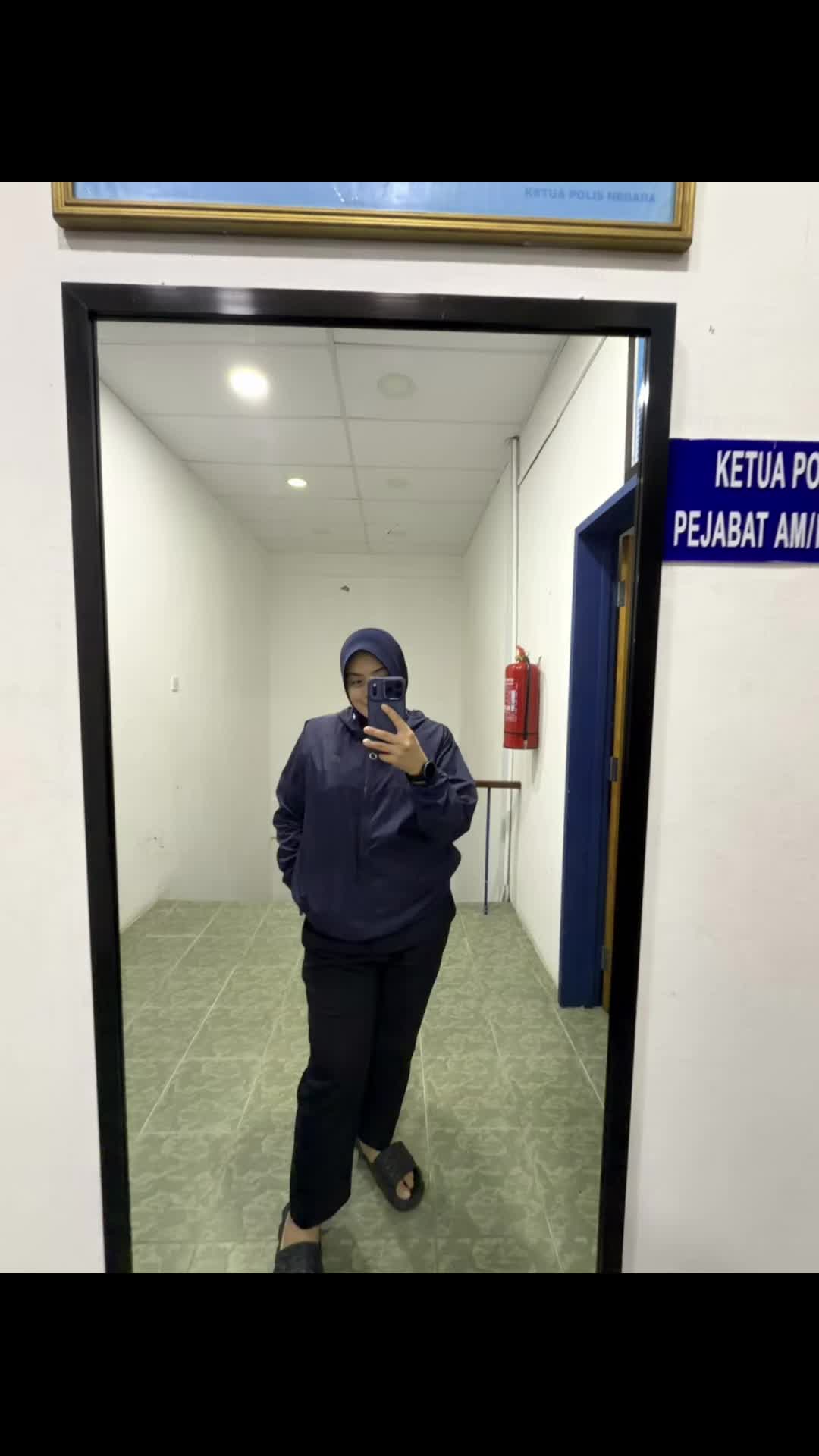 @Cheezura