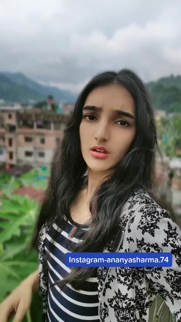 @ANANYA💃