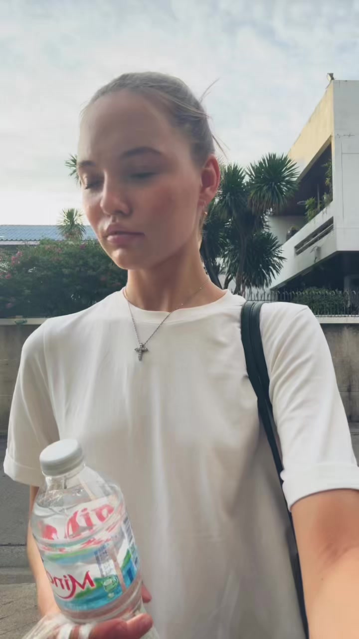 @Sofia