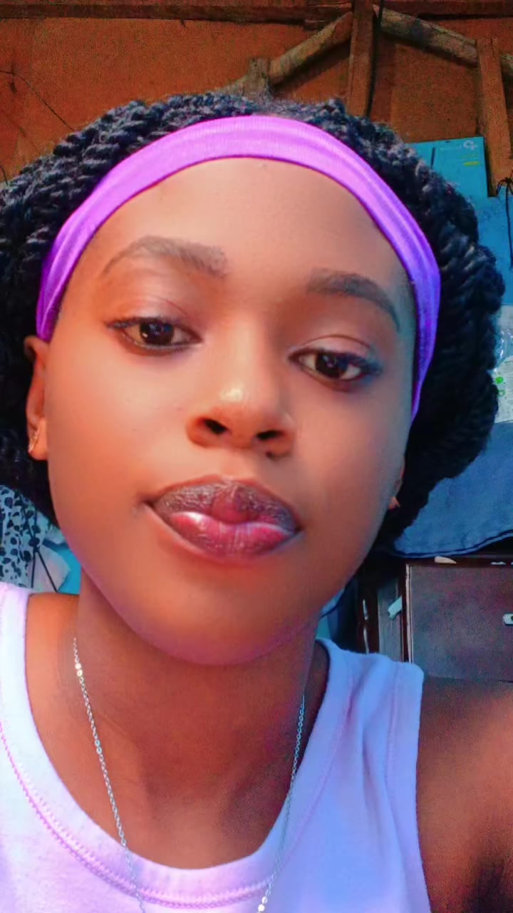 @Vicky sexy Girl 🥀🌟💎🍯✅️