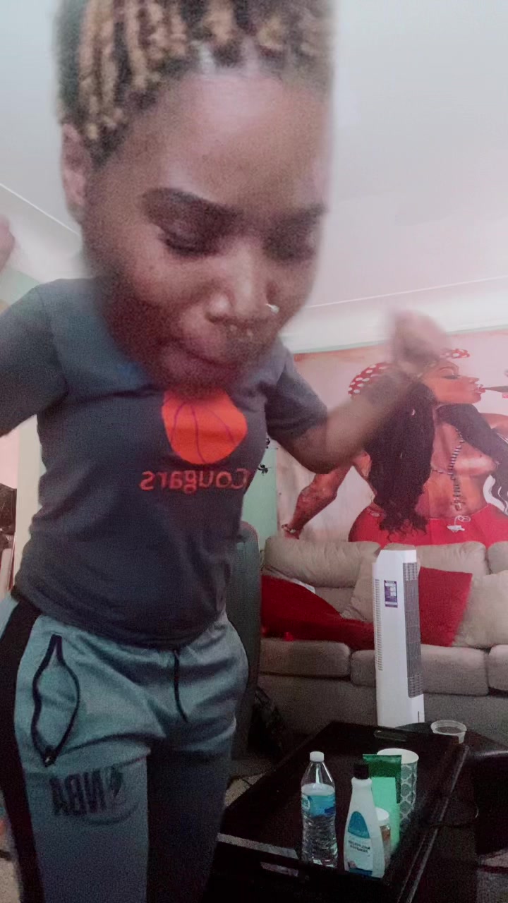 @AnjeeB