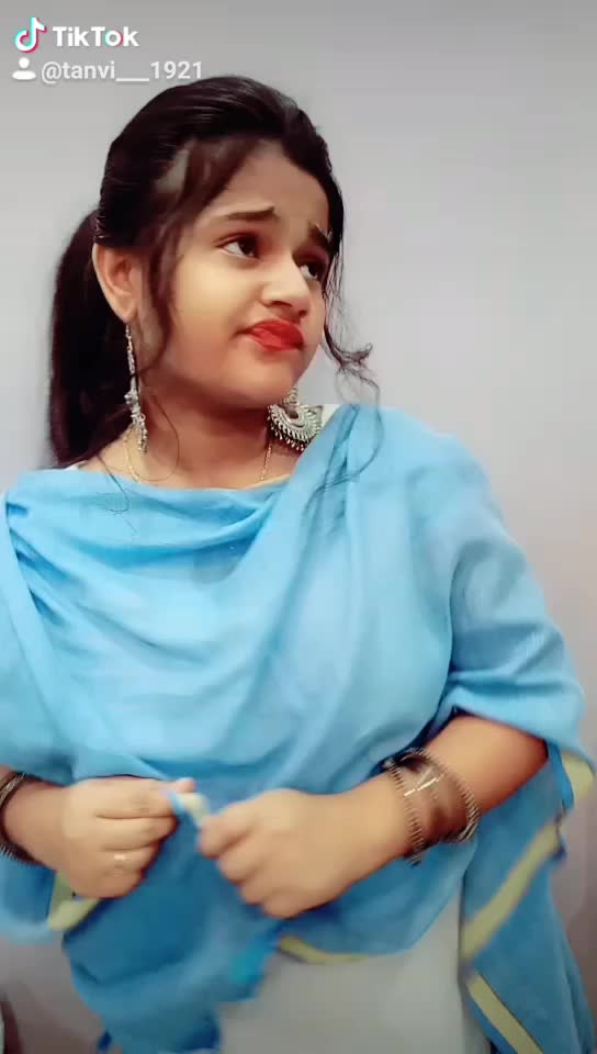 @BADLAPURCHI QUEEN 👑