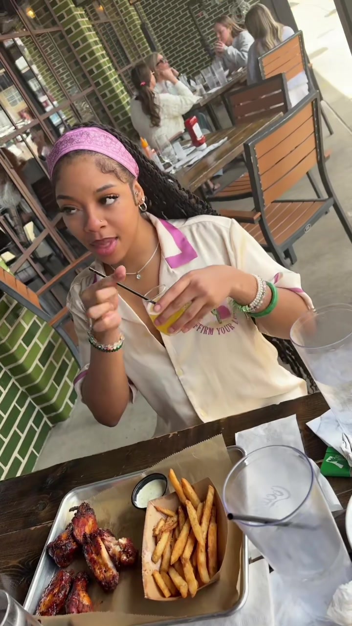 @kiaahkiaah