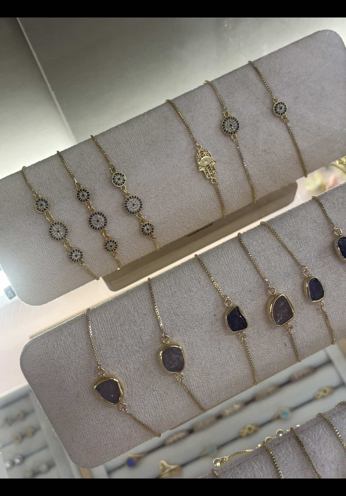 @Sarasbeads & Jewellery London