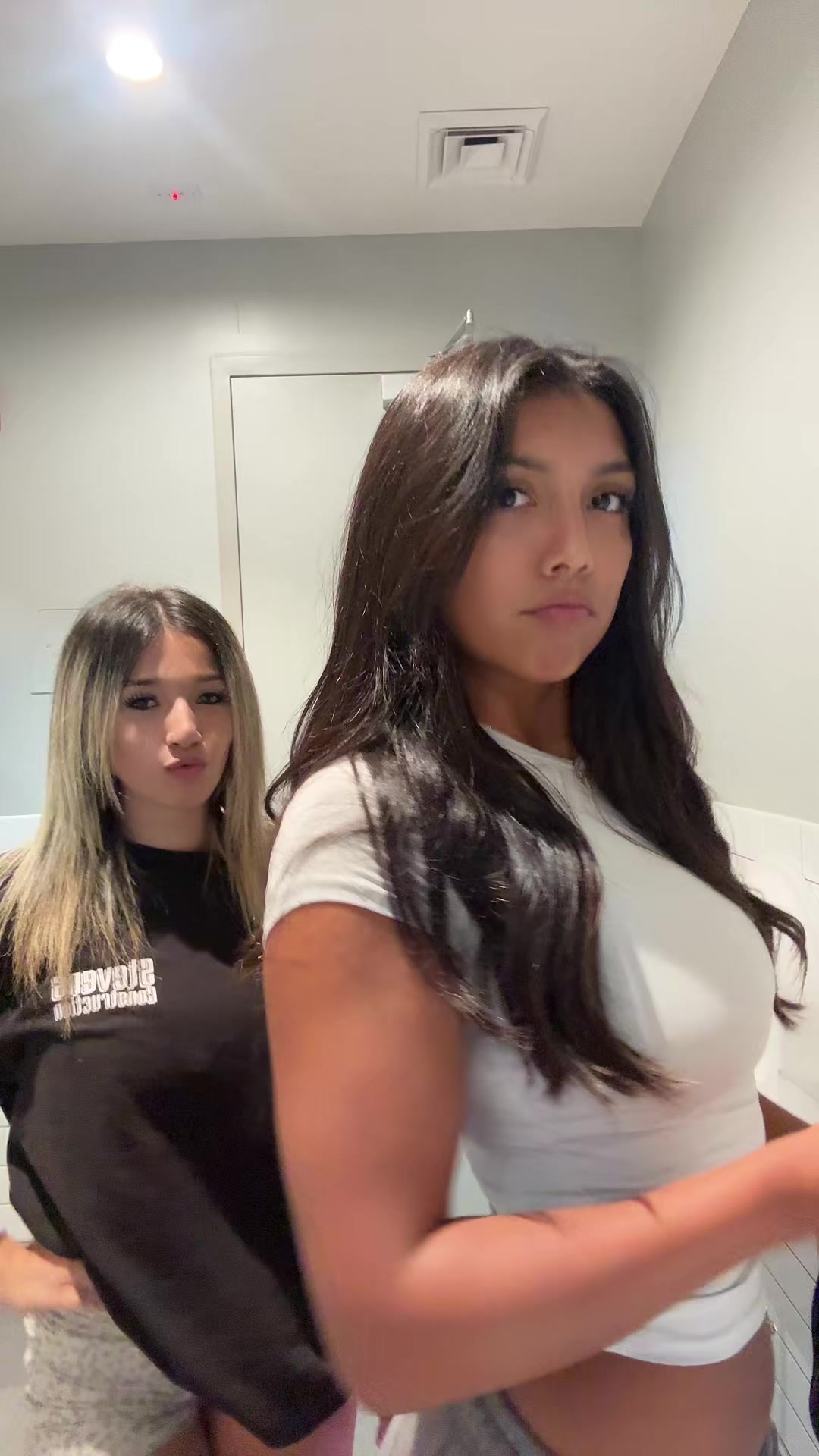 @emiLuzzz
