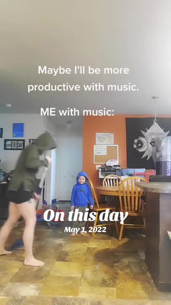 @JENNA 😈