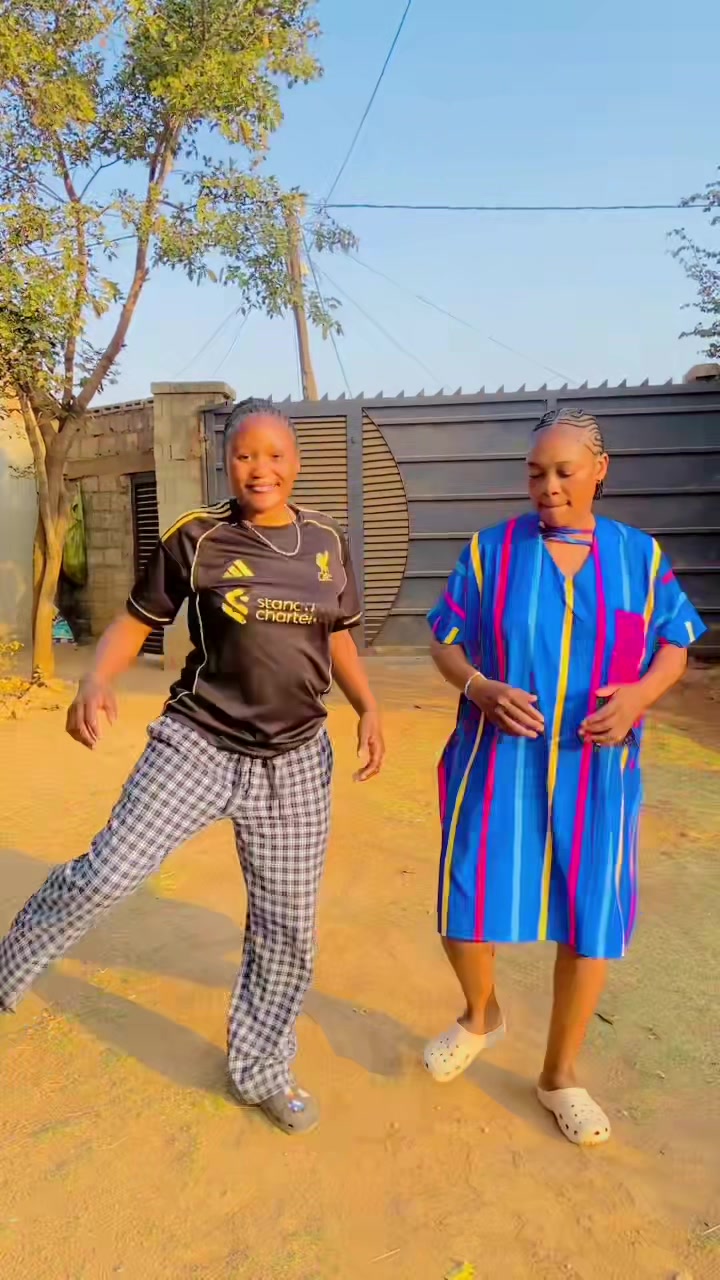 @beckyphiri2301