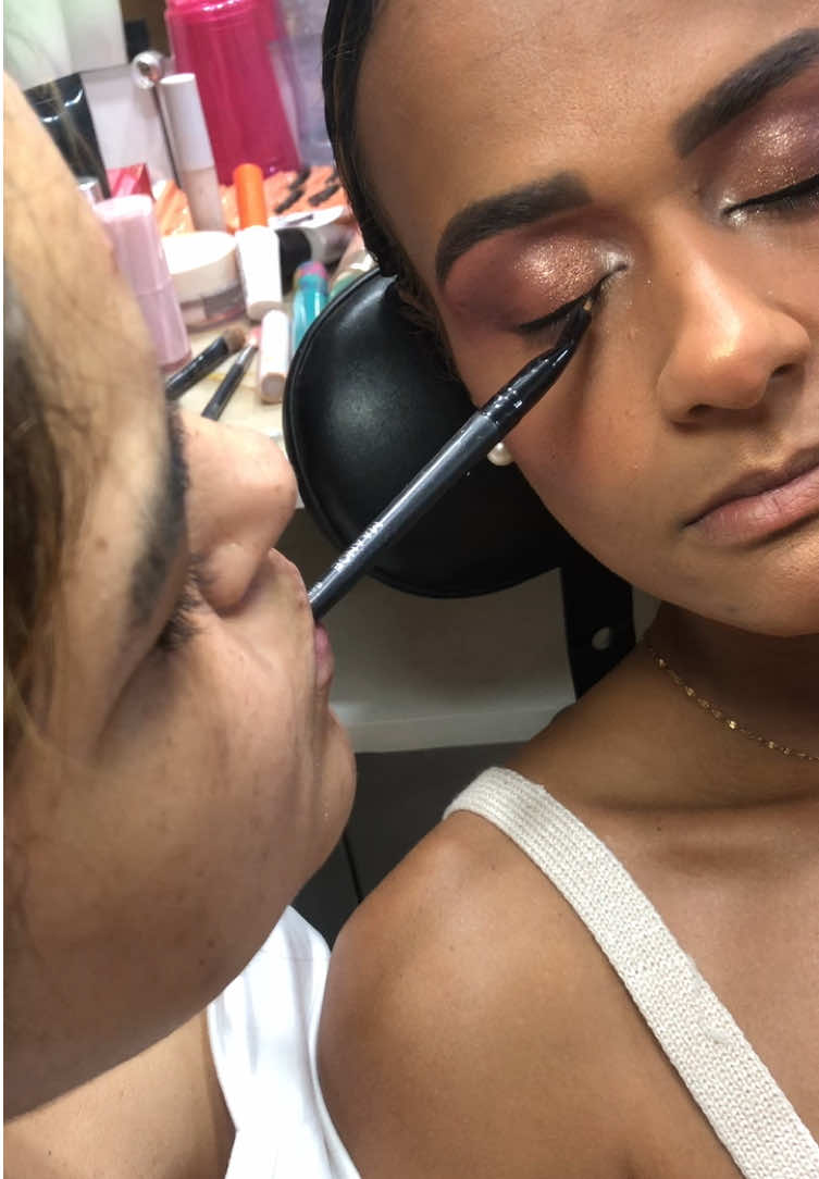 @Cleliarodriguesmakeupp