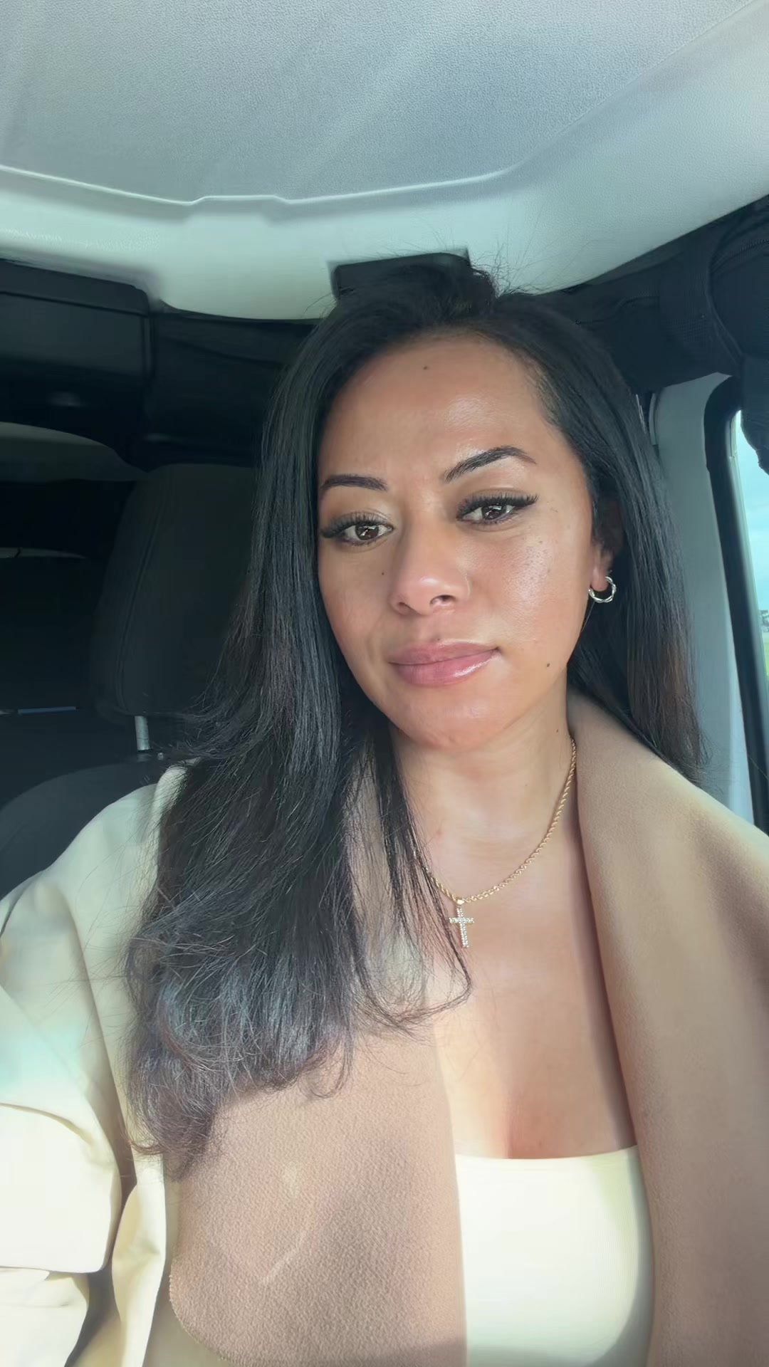 @axavkx