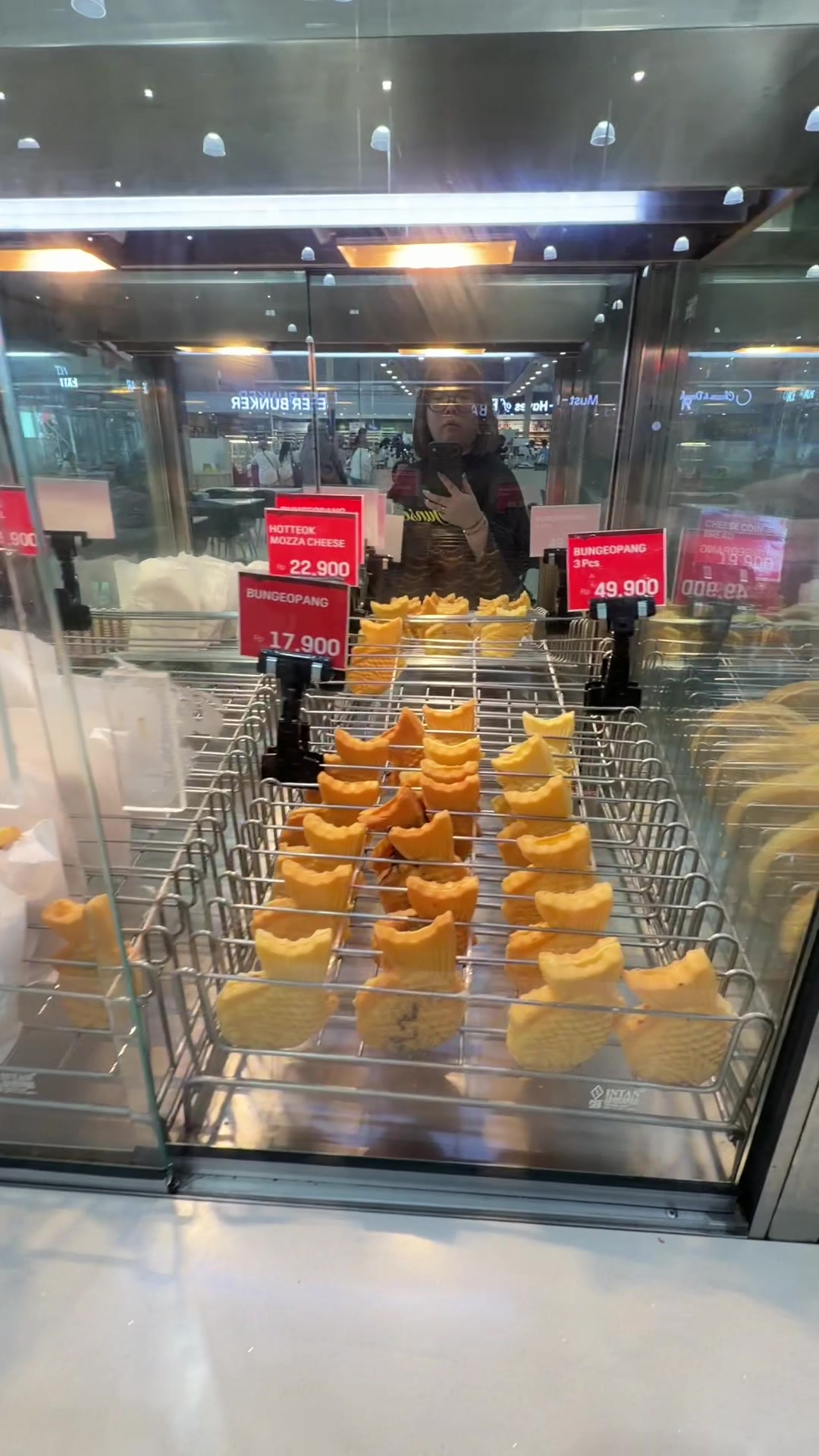 @Aku Makan Yah