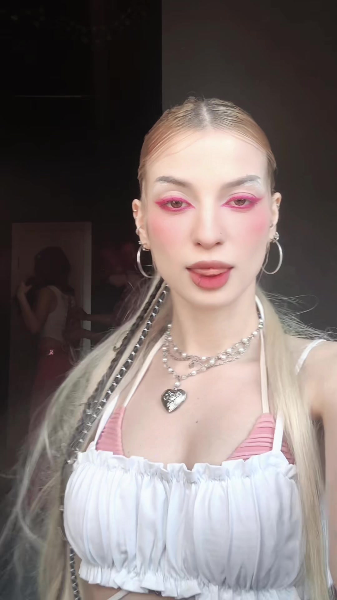 @Xornycrush