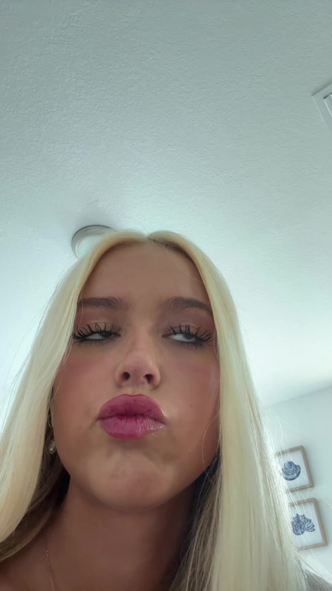 @ava