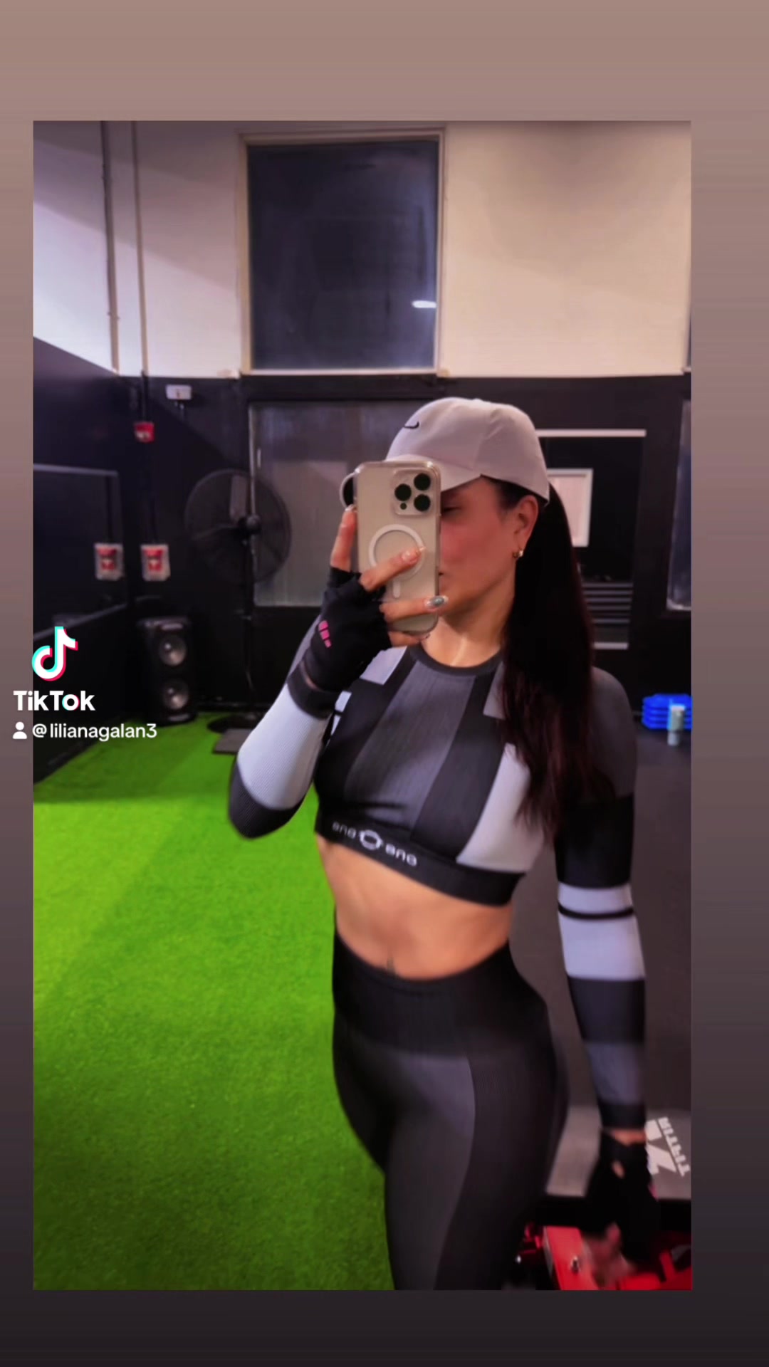 @lilianagalan3
