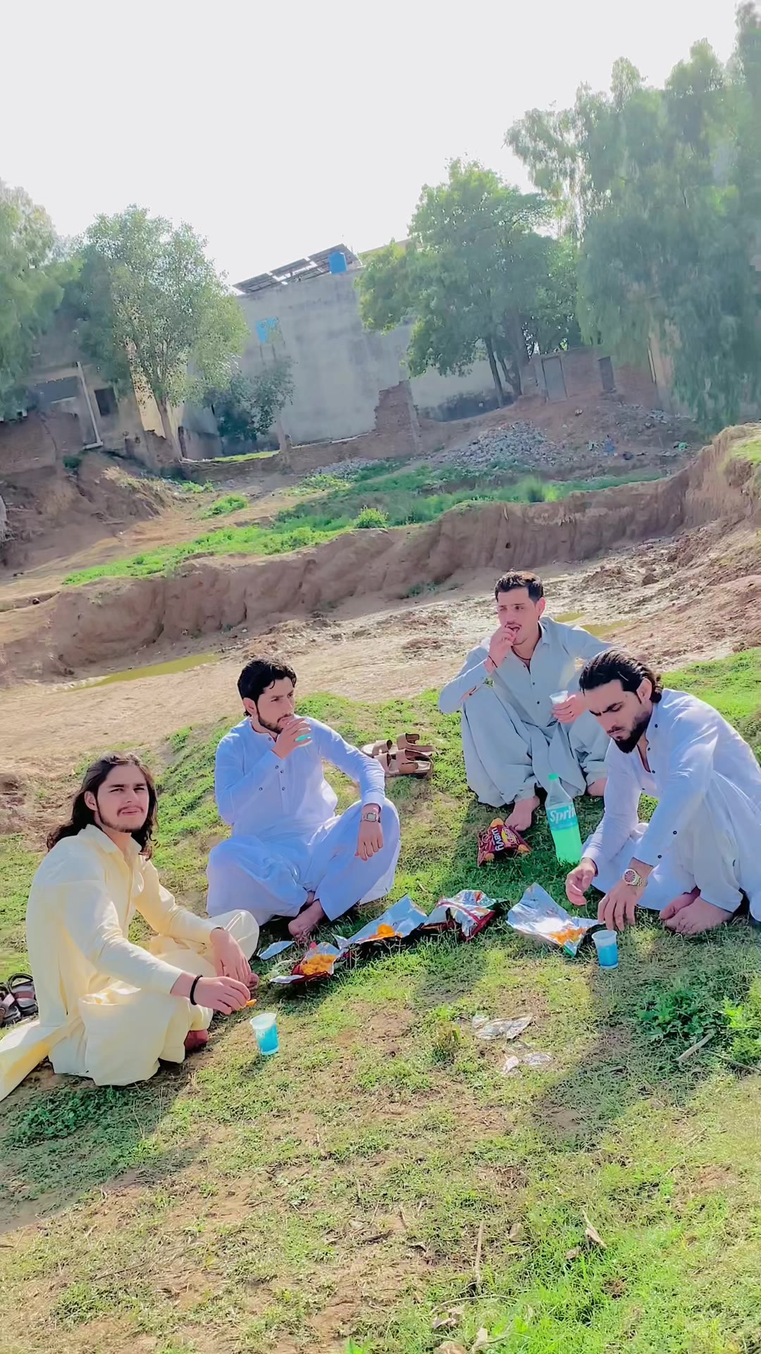 @Zubair pathan🤬