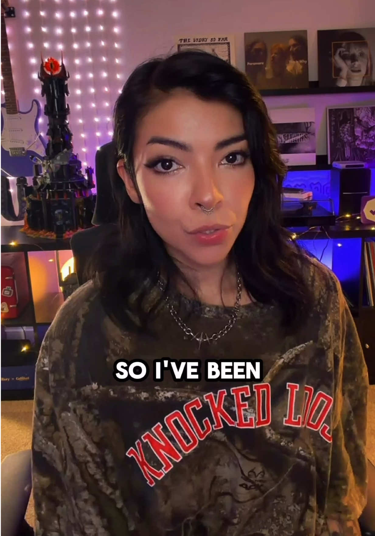 @AileenSenpai | Twitch Streamer
