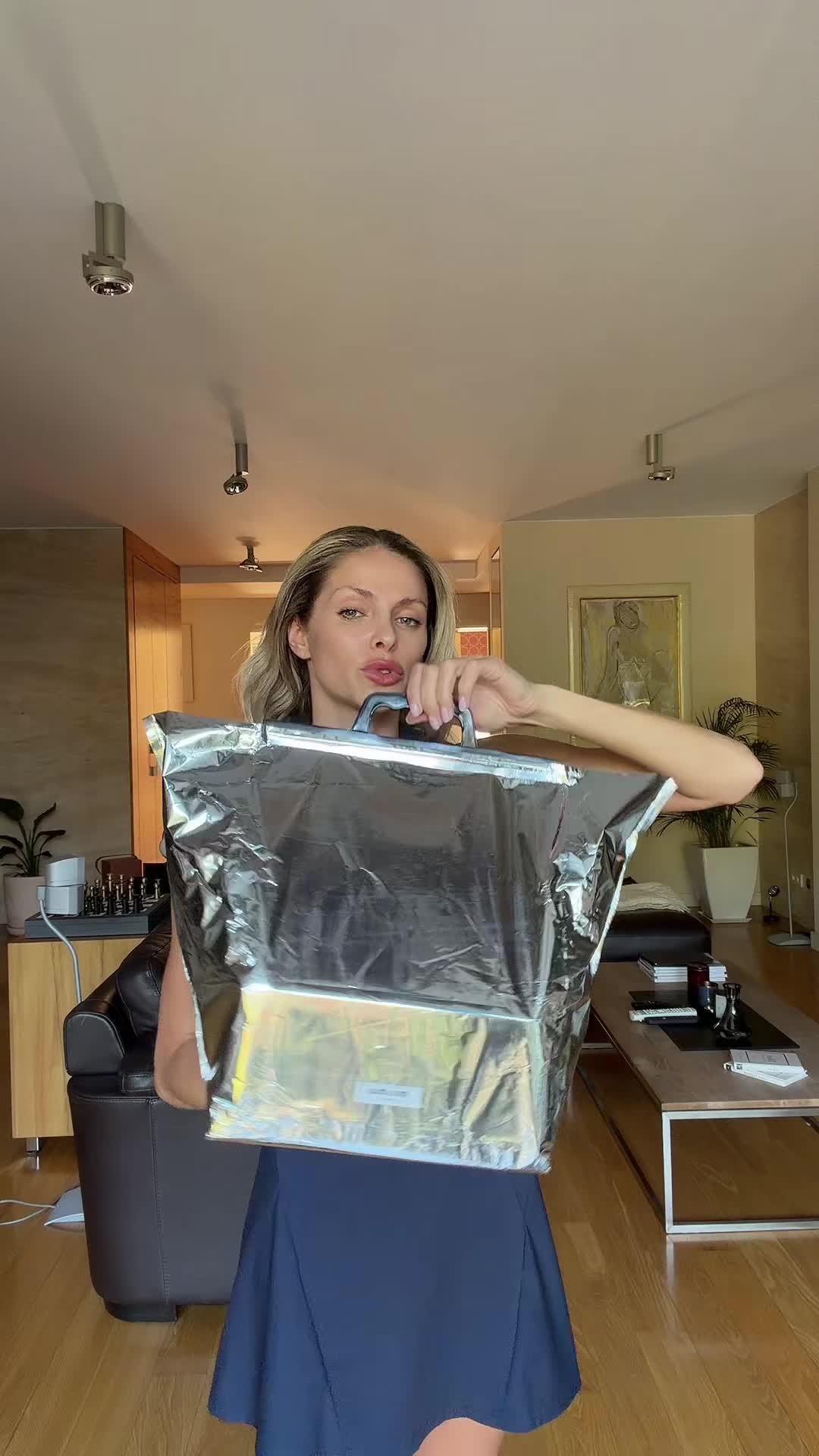 @AnnaMaria
