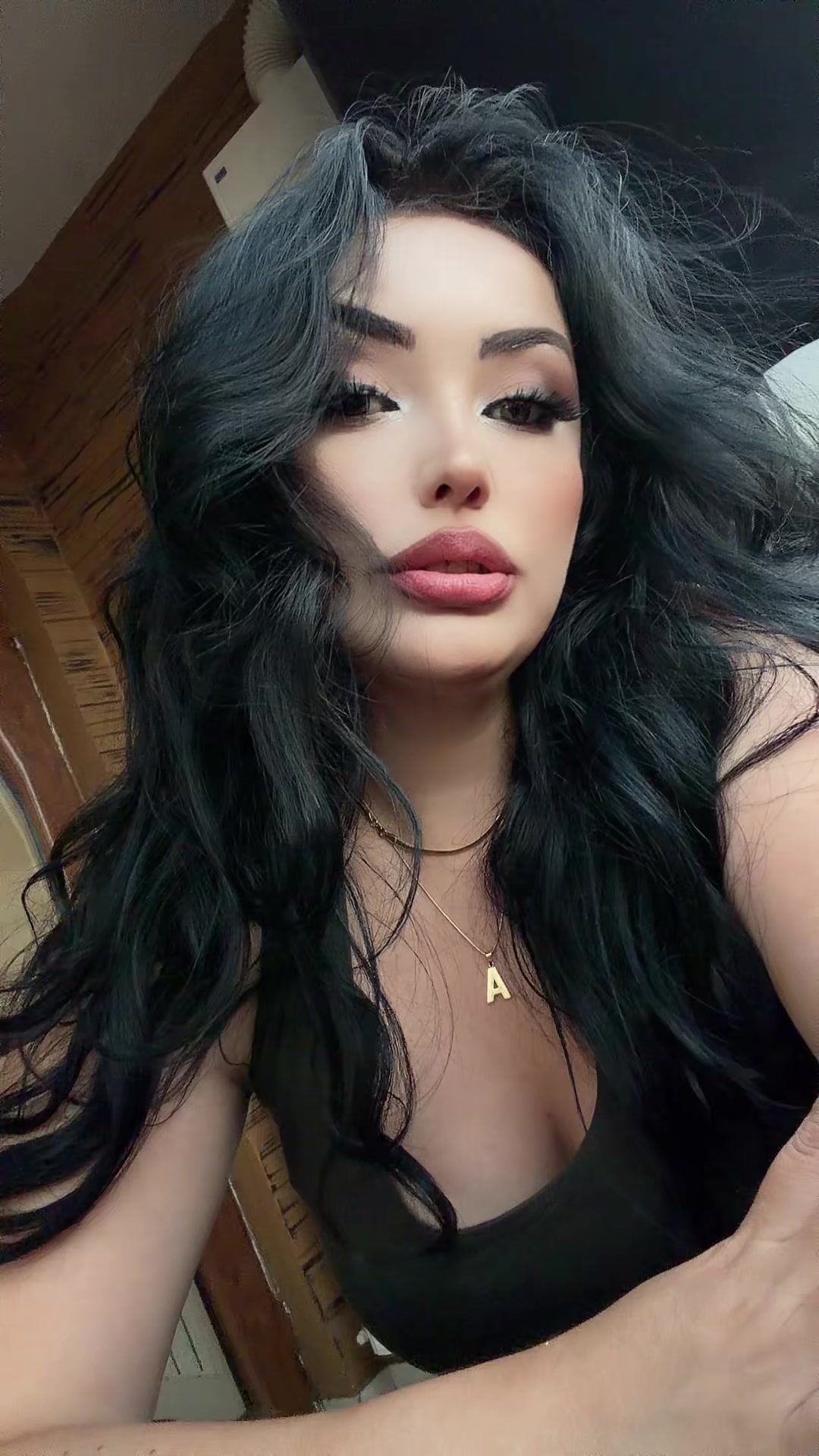 @AAY🖤👸🏻