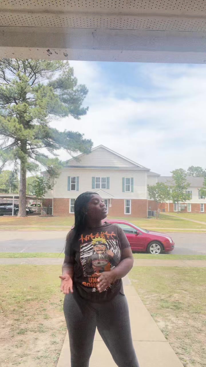 @DaBrattt Faith🦋🤍🧸