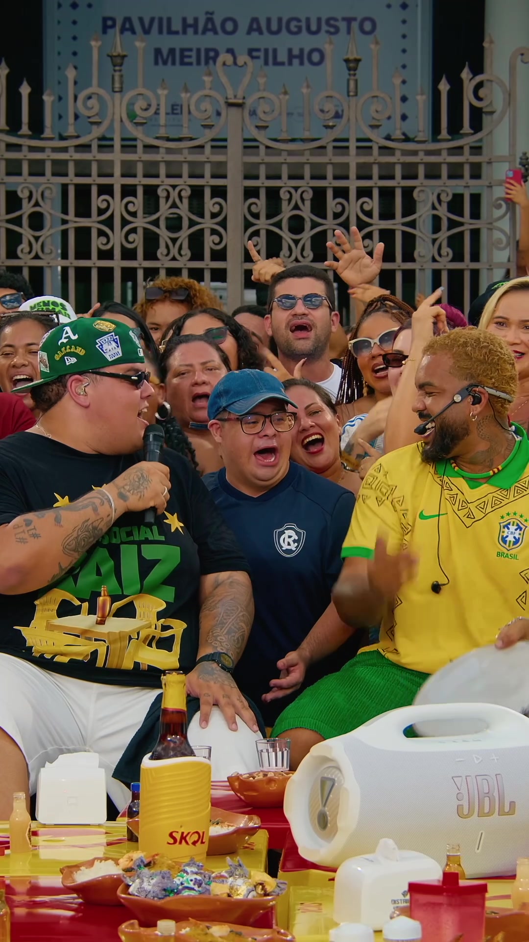 @Grupo Menos &Eacute; Mais