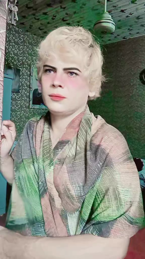 @cute elix🫠