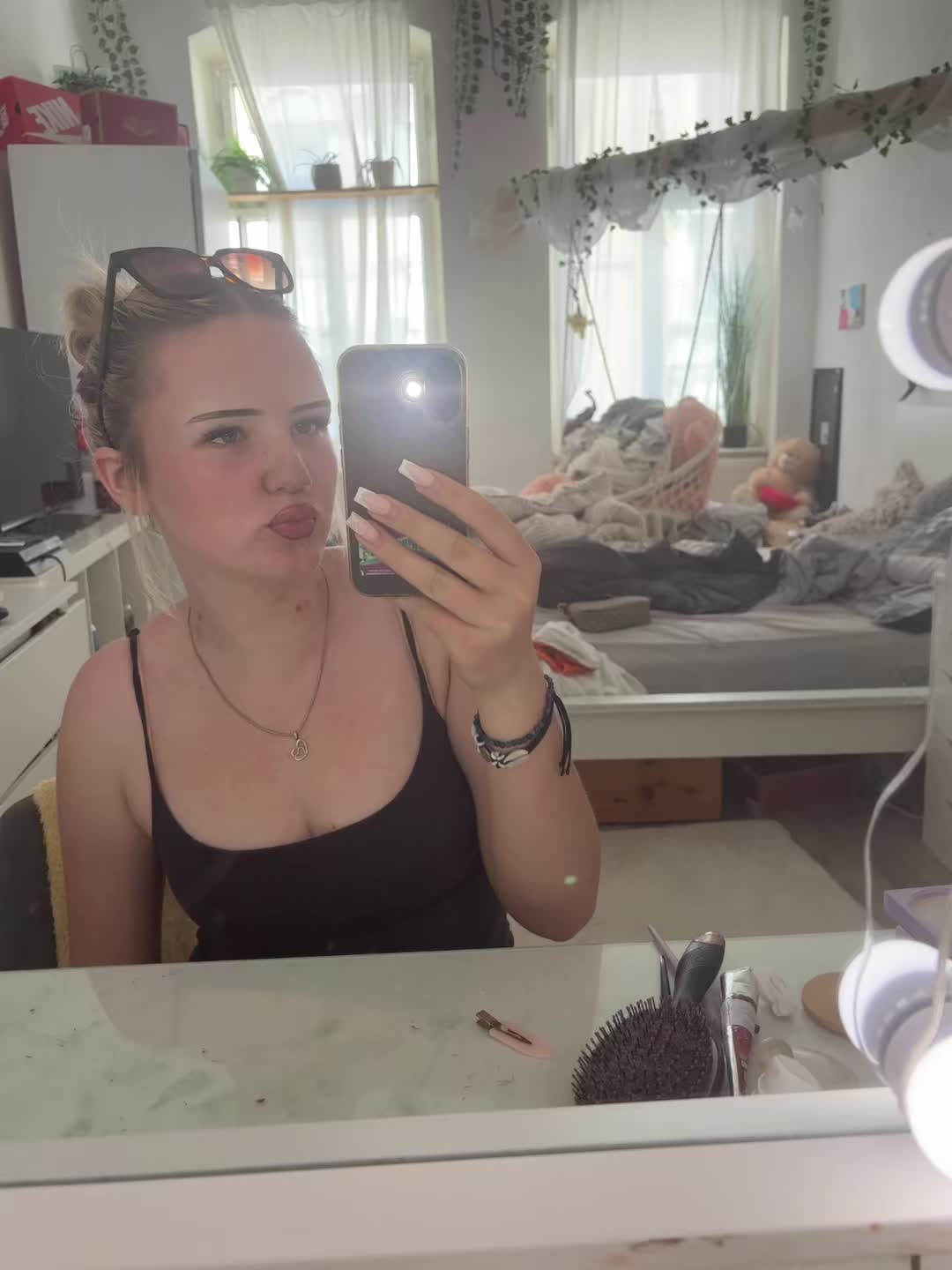 @Nxtxlie.zmr